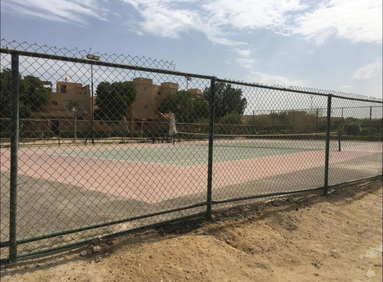 A Sea View Spacious Cheering 5 Bedroom Villa Ain Sokhna "Ain Bay" فيلا كاملة للإيجار قرية العين باي Айн-Сохна Екстер'єр фото