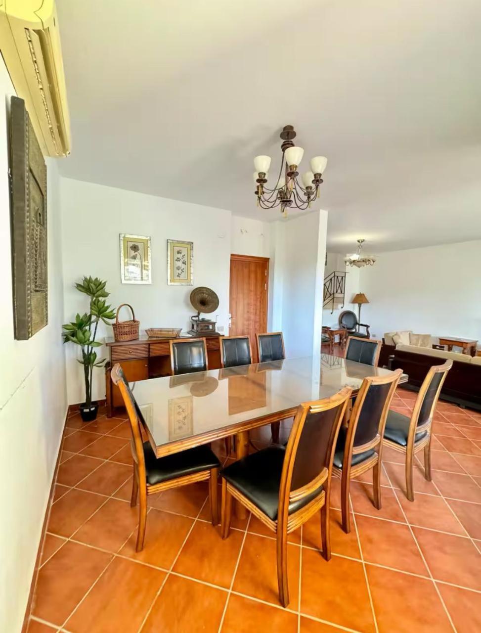 A Sea View Spacious Cheering 5 Bedroom Villa Ain Sokhna "Ain Bay" فيلا كاملة للإيجار قرية العين باي Айн-Сохна Екстер'єр фото